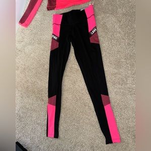 PINK Ultimate Leggings